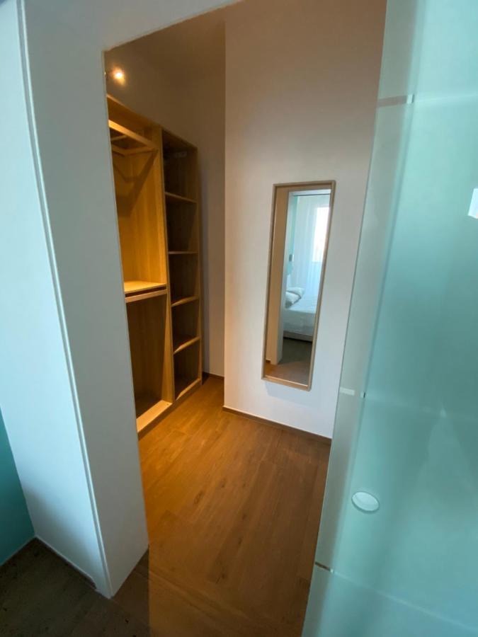 B&B Alis Home Brindisi Exteriör bild