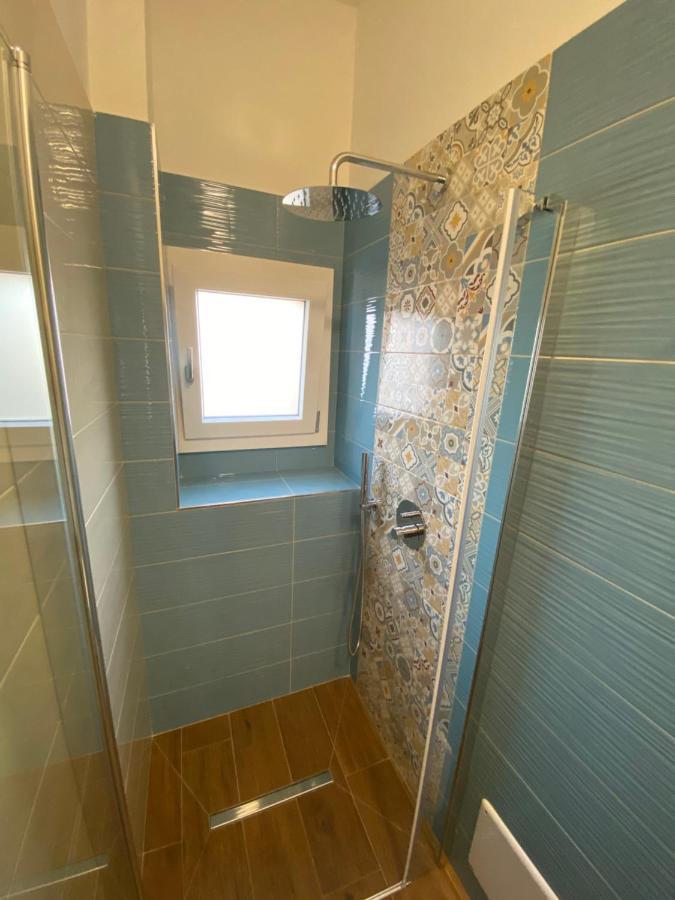 B&B Alis Home Brindisi Exteriör bild