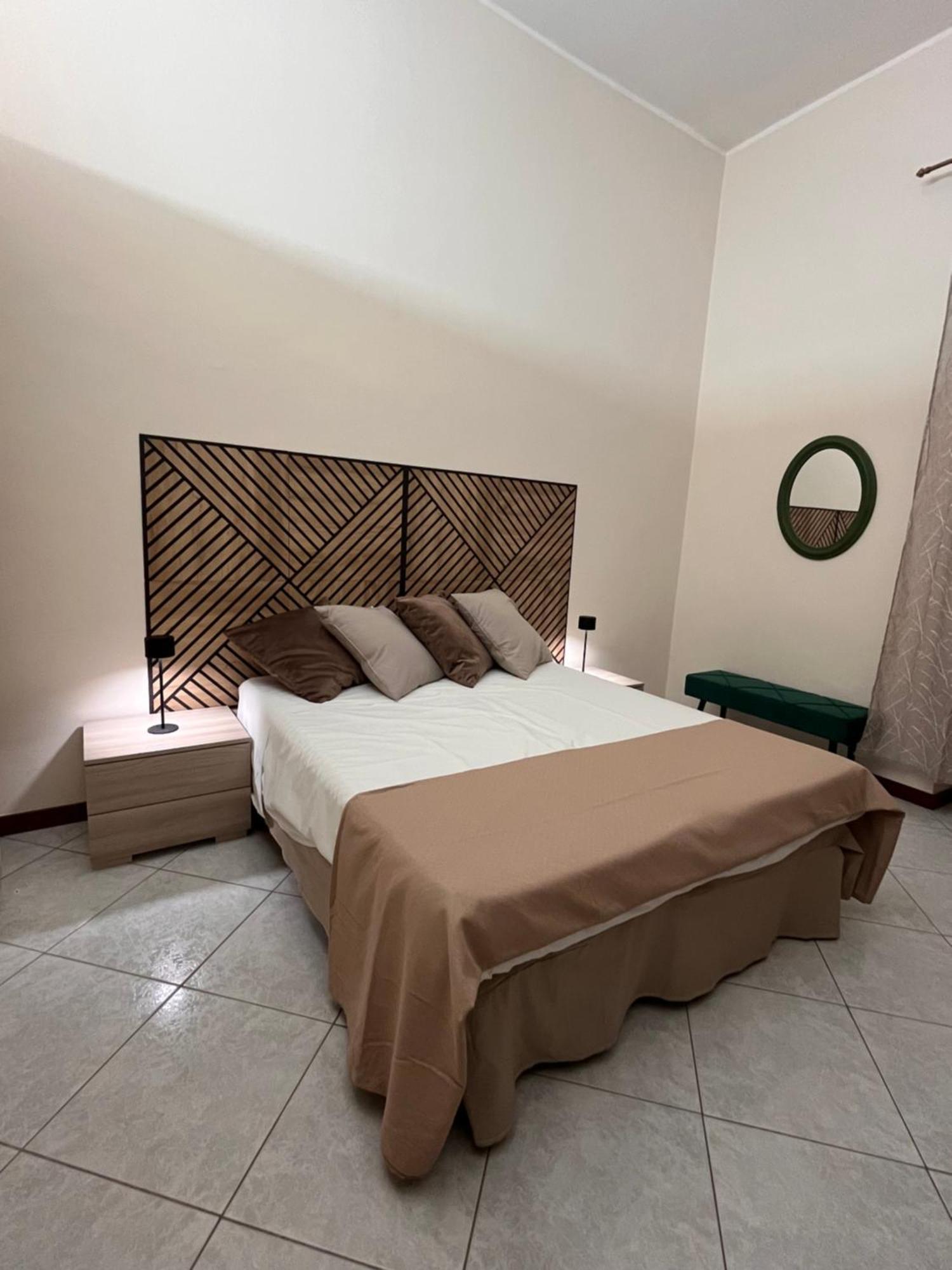 B&B Alis Home Brindisi Exteriör bild
